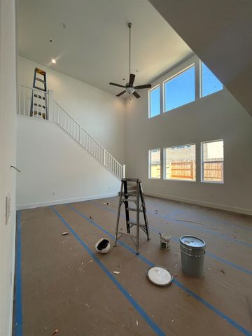 2810 E Corteza Drive, Fresno, CA 93730