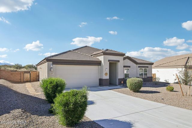 335 W Aberdeen Street, Vail, AZ 85641