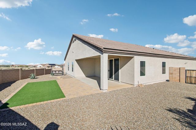 335 W Aberdeen Street, Vail, AZ 85641