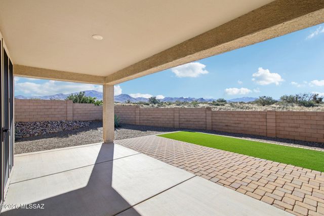 335 W Aberdeen Street, Vail, AZ 85641