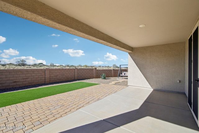 335 W Aberdeen Street, Vail, AZ 85641