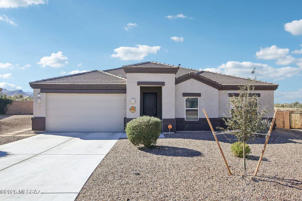 335 W Aberdeen Street, Vail, AZ 85641