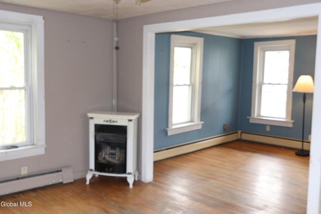 5 Carey Avenue, Hoosick Falls, NY 12090