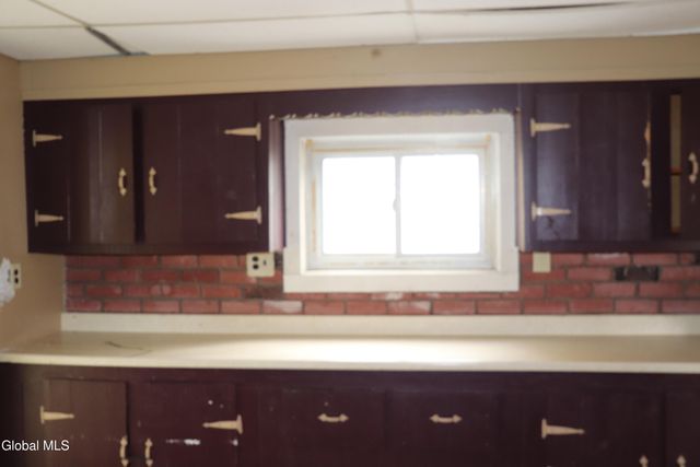 5 Carey Avenue, Hoosick Falls, NY 12090