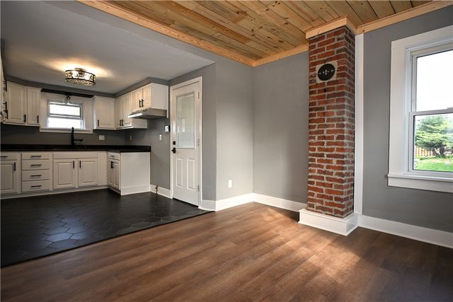 485 Wendel Rd, Hempfield Twp, PA 15642