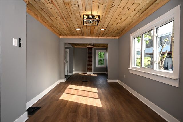 485 Wendel Rd, Hempfield Twp, PA 15642
