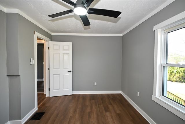 485 Wendel Rd, Hempfield Twp, PA 15642