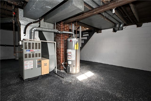 485 Wendel Rd, Hempfield Twp, PA 15642