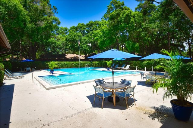 11711 RIDGEVIEW LANE, Seminole, FL 33772