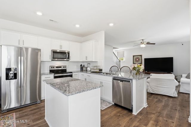 401 Apricot Lane, Carthage, NC 28327