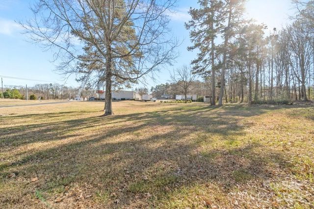 4011 Statesville Boulevard, Salisbury, NC 28147