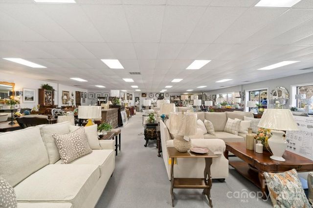 4011 Statesville Boulevard, Salisbury, NC 28147