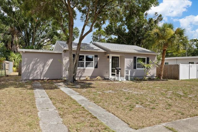 8211 DIAGONAL ROAD N, St Petersburg, FL 33702
