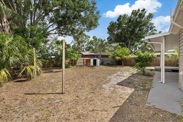 8211 DIAGONAL ROAD N, St Petersburg, FL 33702