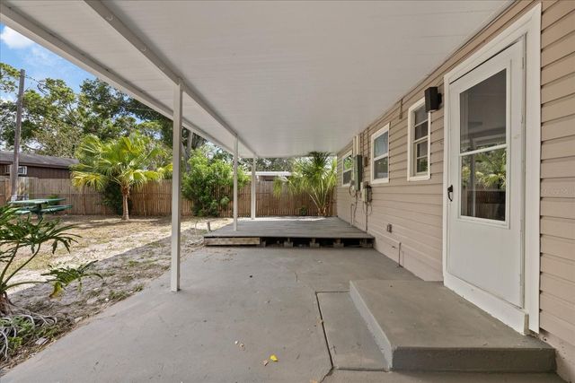 8211 DIAGONAL ROAD N, St Petersburg, FL 33702