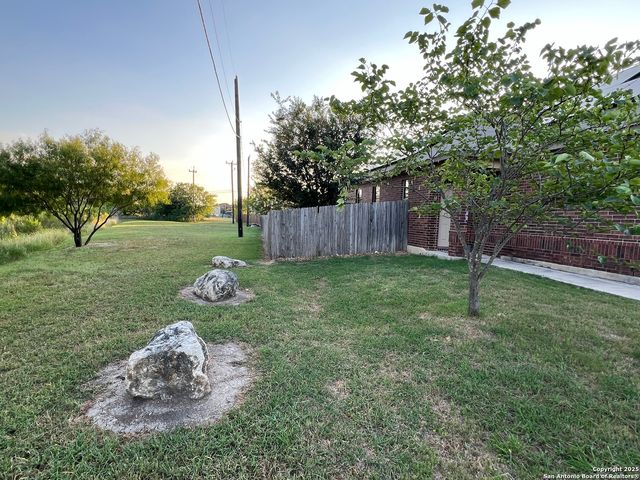 9003 Canter Horse, San Antonio, TX 78254