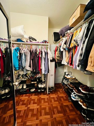 9003 Canter Horse, San Antonio, TX 78254