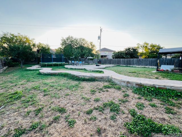 9003 Canter Horse, San Antonio, TX 78254