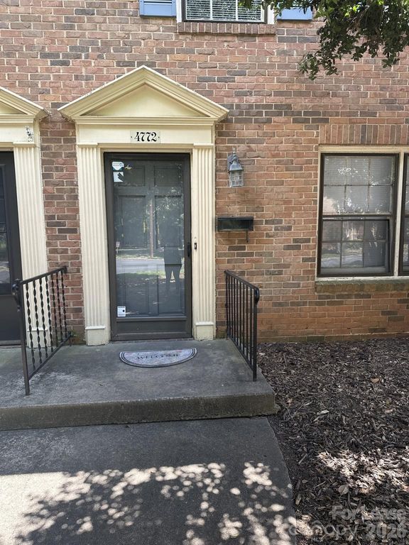 4772 Old Lantern Way, Charlotte, NC 28212