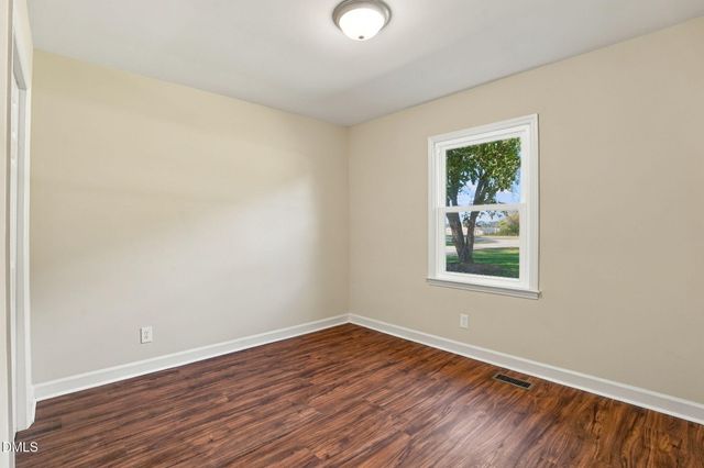 11262 Nc 42, Middlesex, NC 27557