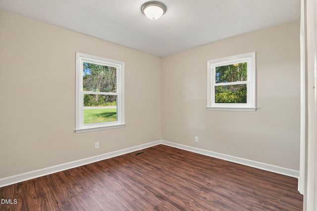 11262 Nc 42, Middlesex, NC 27557