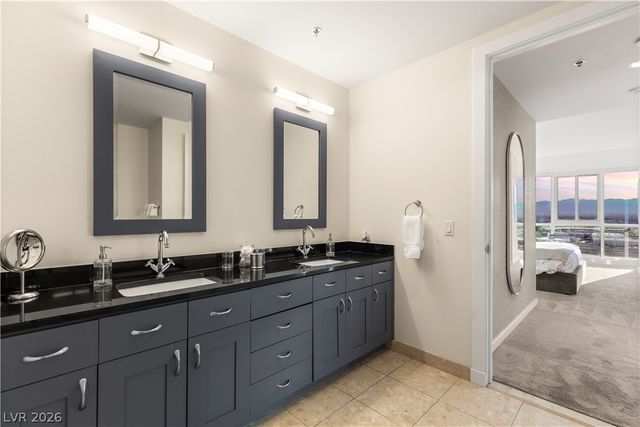 4525 Dean Martin Drive 1906, Las Vegas, NV 89103