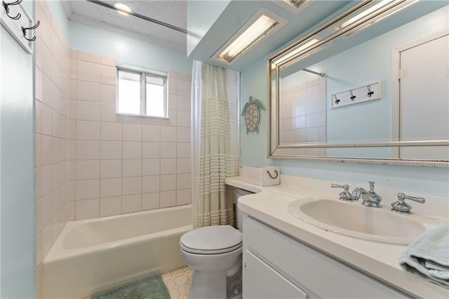 2103 Cadillac Avenue, Dauphin Island, AL 36528