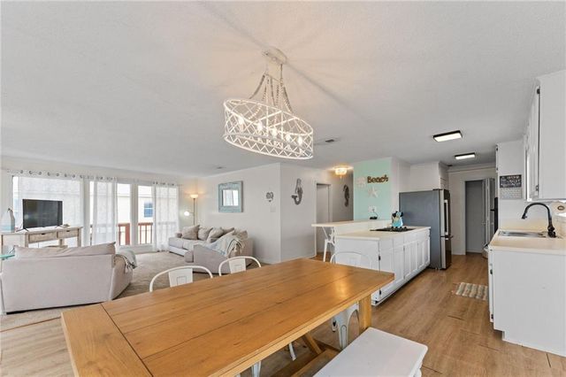 2103 Cadillac Avenue, Dauphin Island, AL 36528