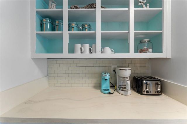 2103 Cadillac Avenue, Dauphin Island, AL 36528