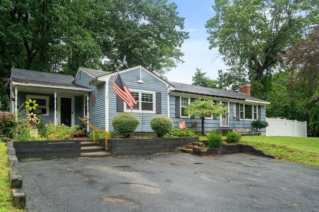31 Helen Dr, West Boylston, MA 01583