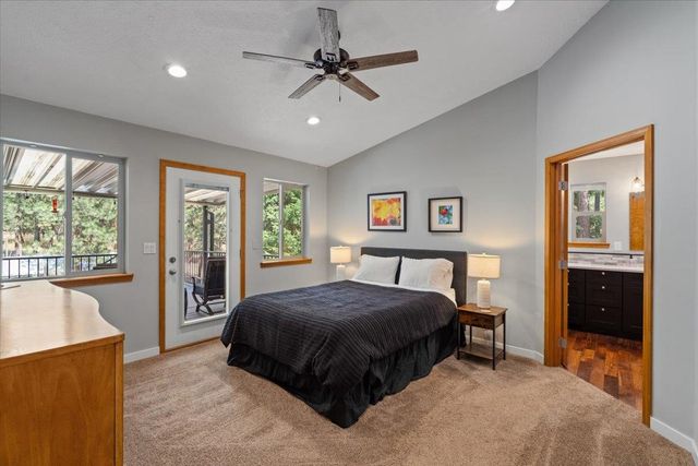 6910 N HARVARD Rd, Newman Lake, WA 99025