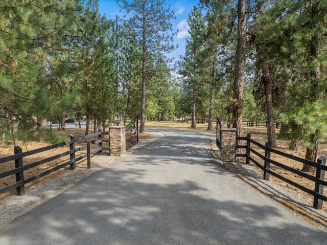 6910 N HARVARD Rd, Newman Lake, WA 99025