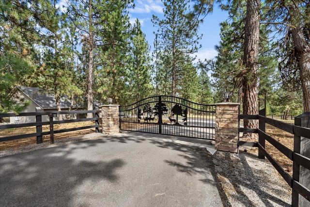 6910 N HARVARD Rd, Newman Lake, WA 99025