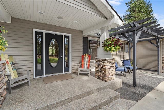 6910 N HARVARD Rd, Newman Lake, WA 99025