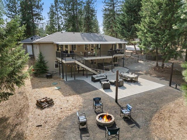 6910 N HARVARD Rd, Newman Lake, WA 99025