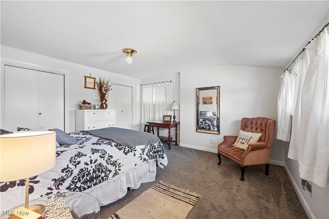 180 Graham Road, Cuyahoga Falls, OH 44223