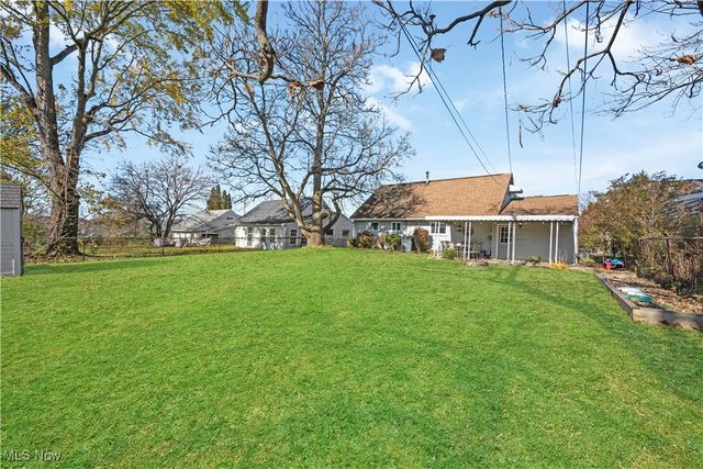 180 Graham Road, Cuyahoga Falls, OH 44223