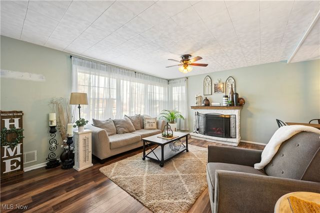 180 Graham Road, Cuyahoga Falls, OH 44223