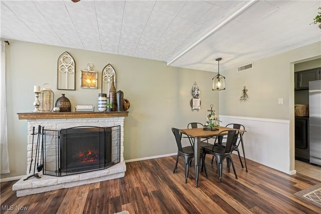 180 Graham Road, Cuyahoga Falls, OH 44223