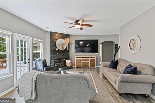 1100 Rock Elm Drive, Auburn, GA 30011