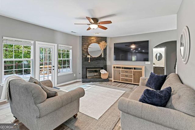 1100 Rock Elm Drive, Auburn, GA 30011