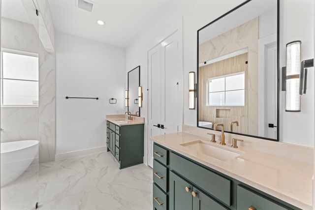 2504 Baylor Street, Houston, TX 77009