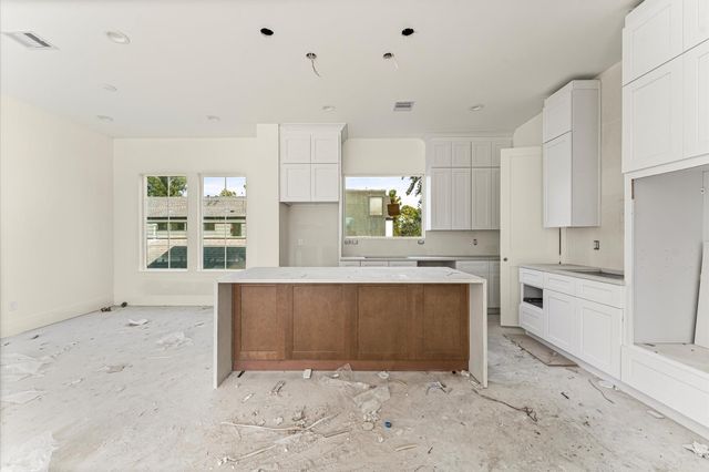 2504 Baylor Street, Houston, TX 77009