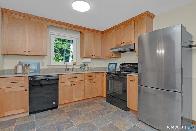 245 Grindle Brook Road, Glastonbury, CT 06073
