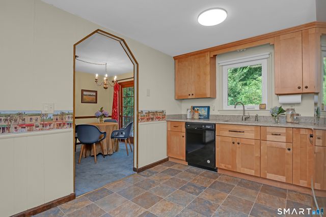 245 Grindle Brook Road, Glastonbury, CT 06073