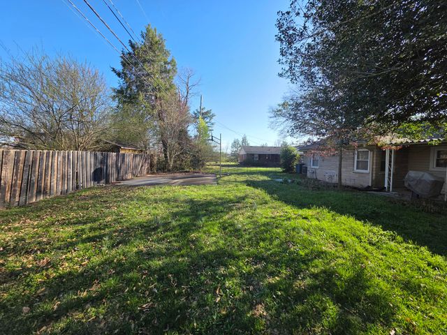 114 Meadowlark Drive, Berea, KY 40403