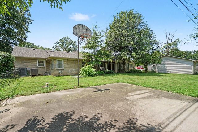 114 Meadowlark Drive, Berea, KY 40403