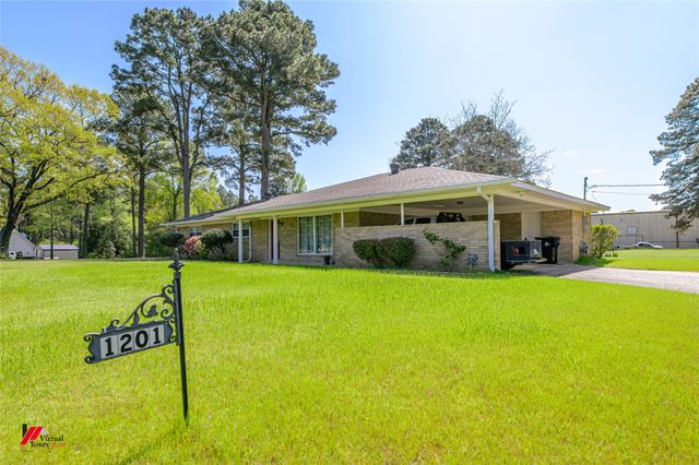 1201 Coyle Street, Springhill, LA 71075