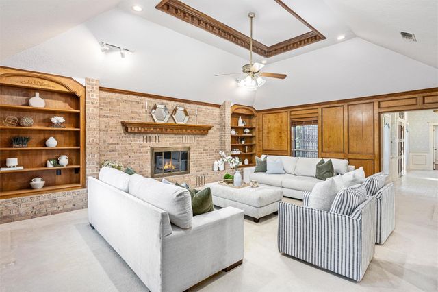 1715 Avenue D, Katy, TX 77493