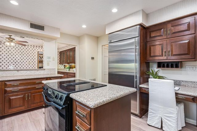 1715 Avenue D, Katy, TX 77493